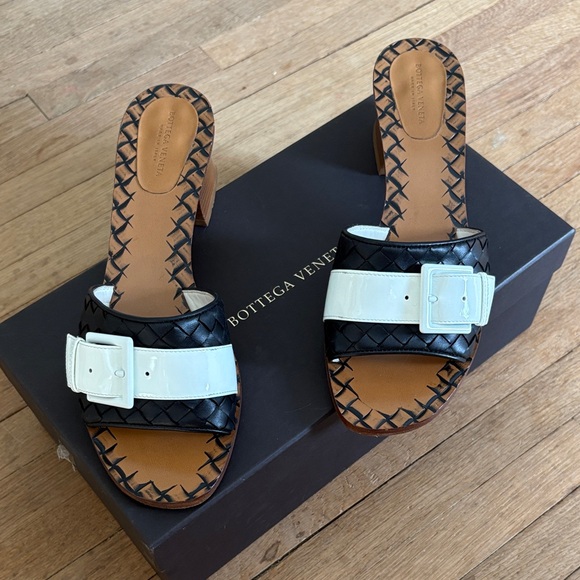 Bottega Veneta Shoes - Bottega Veneta Black and White Heeled Sandals